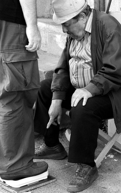 ő a mérleg nyelve, a balantă maga ő a mérleg nyelve, a balantă maga